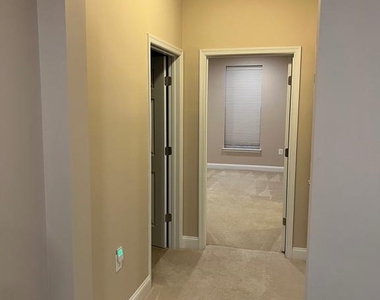 3910 Doc Berlin Drive - Photo Thumbnail 8