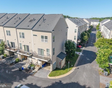 22520 Phillips Street - Photo Thumbnail 9