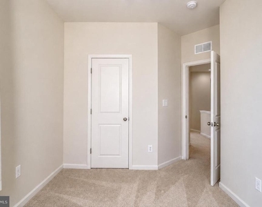 22520 Phillips Street - Photo Thumbnail 34