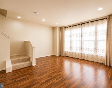 22520 Phillips Street - Photo Thumbnail 22
