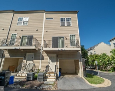 22520 Phillips Street - Photo Thumbnail 6