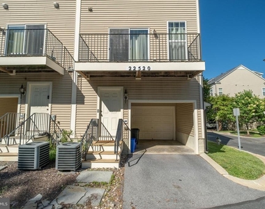 22520 Phillips Street - Photo Thumbnail 7