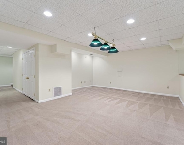 7916 Evesboro Drive - Photo Thumbnail 25