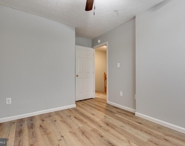 2542 Piney Pass Way - Photo Thumbnail 19