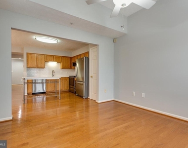 2542 Piney Pass Way - Photo Thumbnail 13