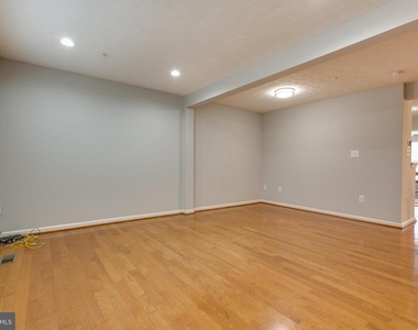 2542 Piney Pass Way - Photo Thumbnail 9