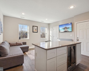 4809 3rd Street Nw - Photo Thumbnail 3