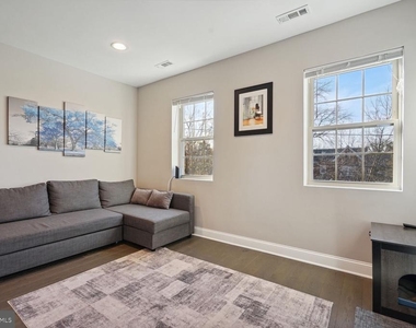 4809 3rd Street Nw - Photo Thumbnail 5