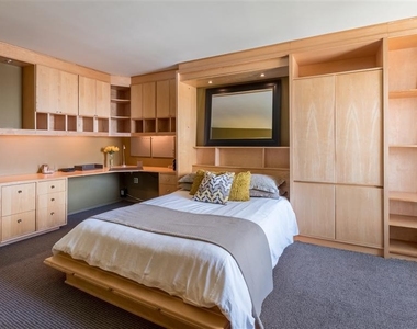 1425 4th Street Sw - Photo Thumbnail 7