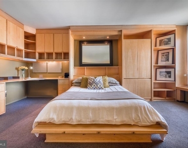 1425 4th Street Sw - Photo Thumbnail 1