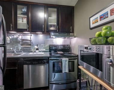 1425 4th Street Sw - Photo Thumbnail 9