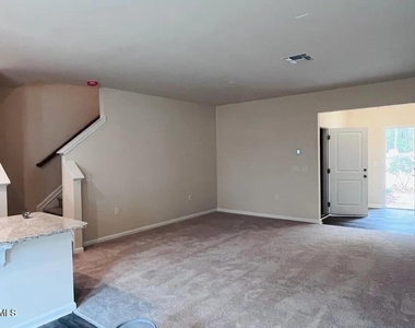 851 Mckenzie Park Terrace - Photo Thumbnail 4