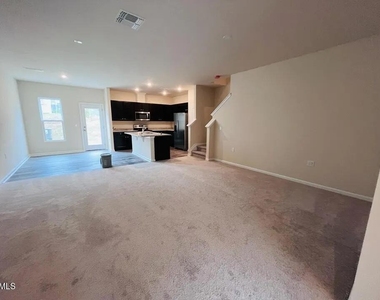 851 Mckenzie Park Terrace - Photo Thumbnail 5