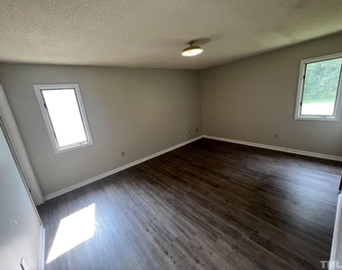 2144 S Third Street - Photo Thumbnail 12