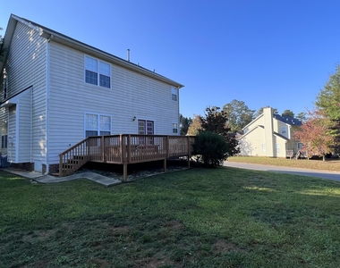 201 Tecumseh Court - Photo Thumbnail 30