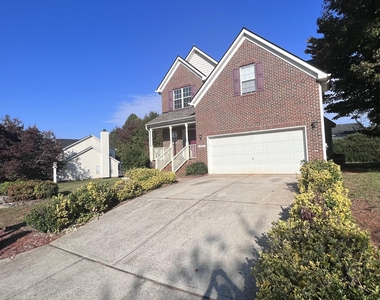 201 Tecumseh Court - Photo Thumbnail 2