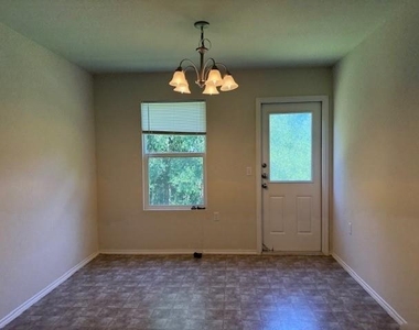 5717 Levenwood Ln - Photo Thumbnail 13
