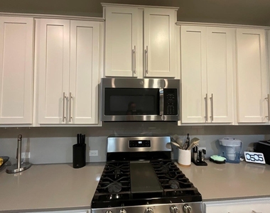 624 Golden Glory Rd - Photo Thumbnail 4