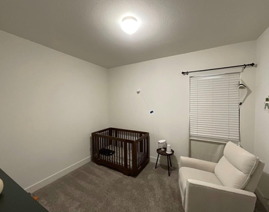 624 Golden Glory Rd - Photo Thumbnail 20