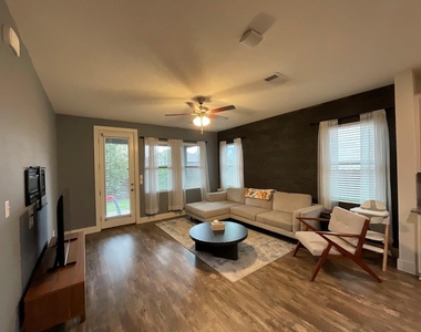 624 Golden Glory Rd - Photo Thumbnail 12