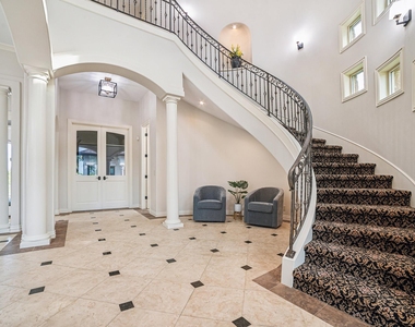 12529 Verandah Ct - Photo Thumbnail 2