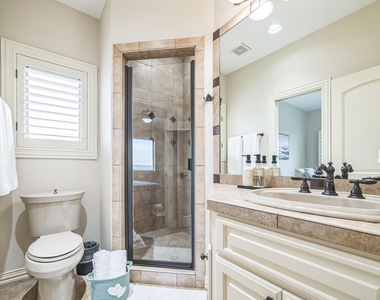 12529 Verandah Ct - Photo Thumbnail 18