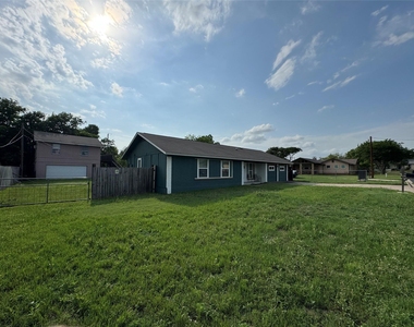 3520 Roanoke Dr - Photo Thumbnail 32