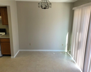 13311 Saddlebrook Trl - Photo Thumbnail 6