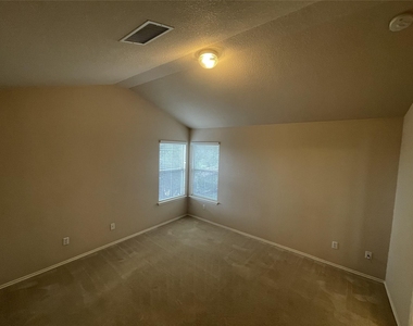 1211 Peyton Pl - Photo Thumbnail 21