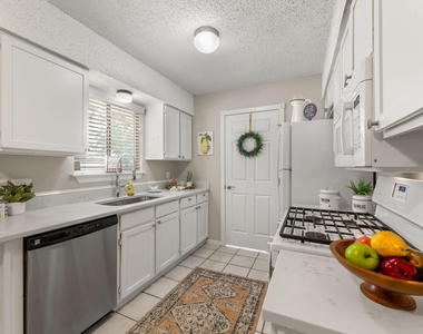 2311 Burleson Rd - Photo Thumbnail 9