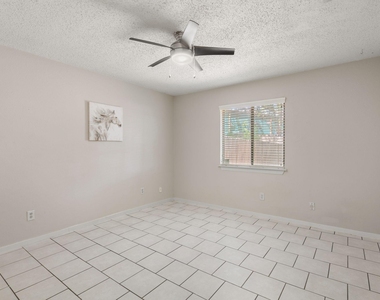 2311 Burleson Rd - Photo Thumbnail 14
