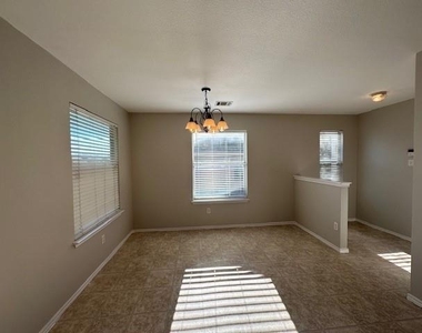 5157 Hartson - Photo Thumbnail 13