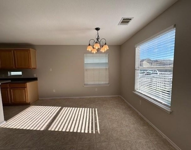5157 Hartson - Photo Thumbnail 6