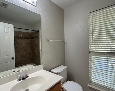 5157 Hartson - Photo Thumbnail 22