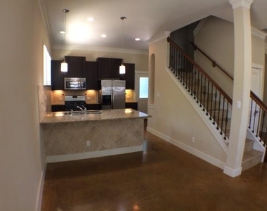 5105 Duval St - Photo Thumbnail 1