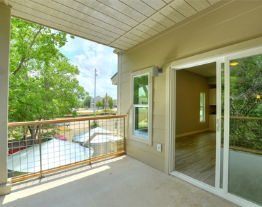 102 Blue Ridge Trl - Photo Thumbnail 13