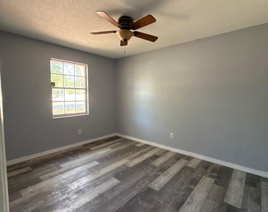 12637 Condor Drive - Photo Thumbnail 9