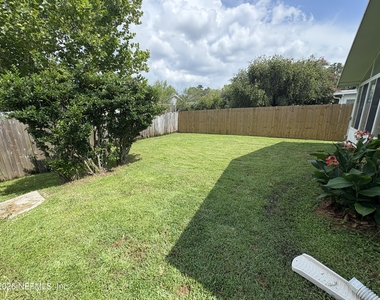 1559 Irishwood Court - Photo Thumbnail 21