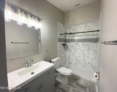1559 Irishwood Court - Photo Thumbnail 14