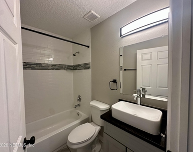 1559 Irishwood Court - Photo Thumbnail 19