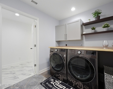 1450 Wentworth Avenue - Photo Thumbnail 58