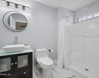 1450 Wentworth Avenue - Photo Thumbnail 44