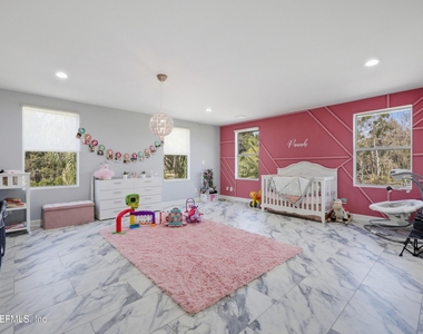 1450 Wentworth Avenue - Photo Thumbnail 38