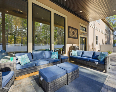 1450 Wentworth Avenue - Photo Thumbnail 79