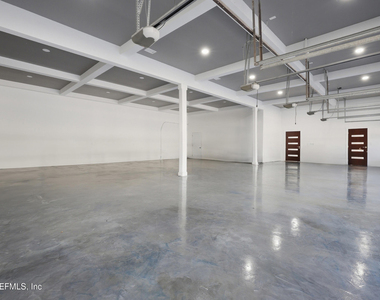 1450 Wentworth Avenue - Photo Thumbnail 61