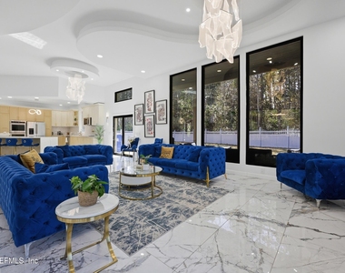 1450 Wentworth Avenue - Photo Thumbnail 20