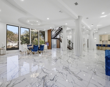 1450 Wentworth Avenue - Photo Thumbnail 23