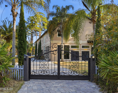 1450 Wentworth Avenue - Photo Thumbnail 67