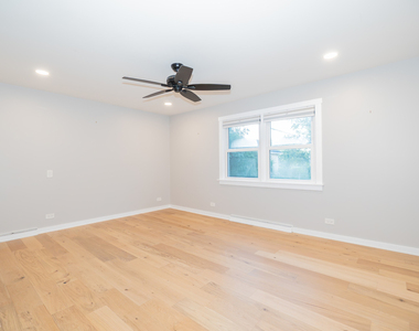 339 Lincoln Avenue - Photo Thumbnail 22