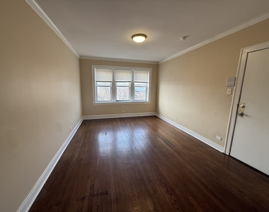 4454 W Diversey Avenue - Photo Thumbnail 1